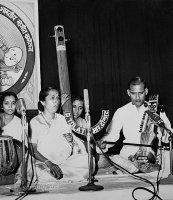 Gangubai Hangal accompanied by Gopal Mishra