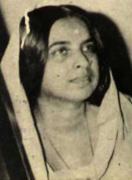 girijadevi_Young2.jpg